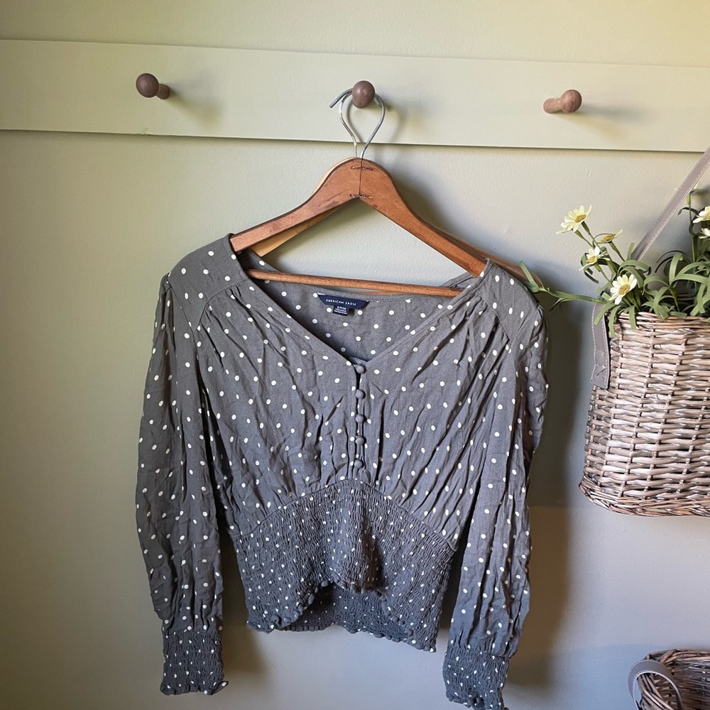 American Eagle Sage Green and White Blouse! Perfect Condition.